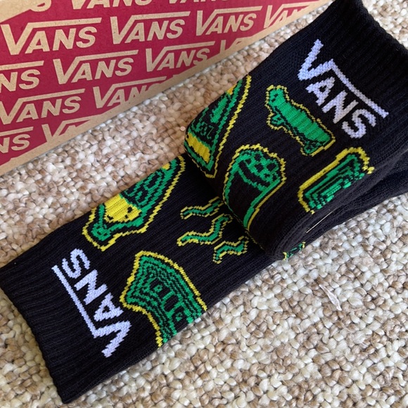 Vans “Off The Wall” socks - Picture 9 of 16